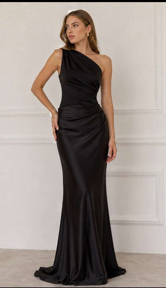 Florence| Maxi Dress with a Guilt in Satin