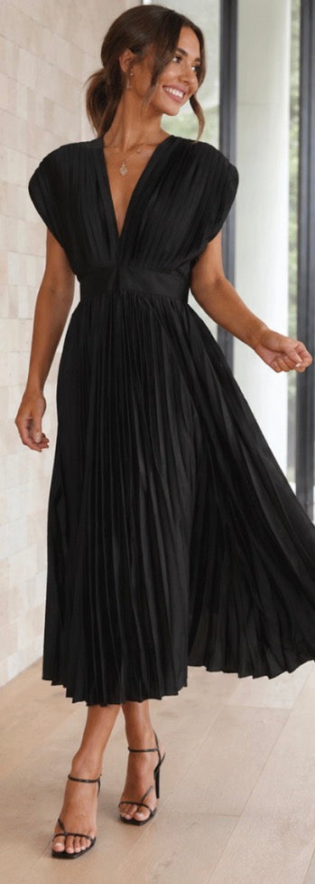 Lily| Timeless Pleated Midi Dress