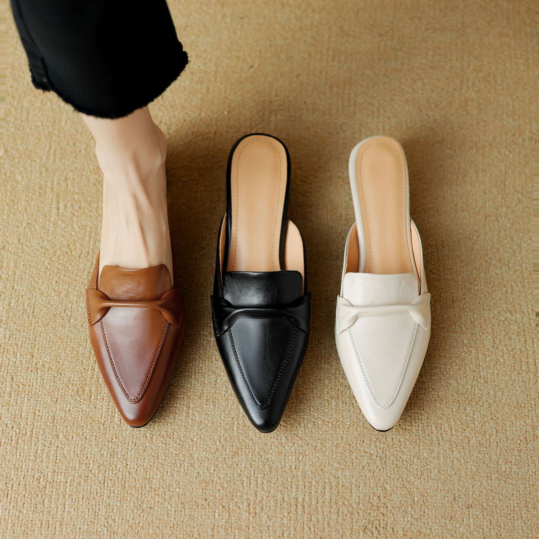 Erlen | Pointed-Toe Knot Detail Mules