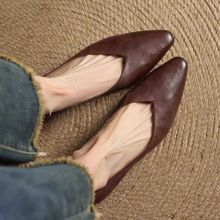 Valmir | Pointed-Toe Minimalist Flat Mules
