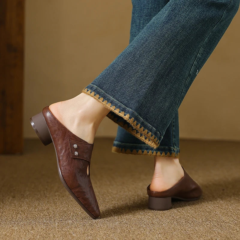 Agnit | Pointed-Toe Cutout Accent Mules