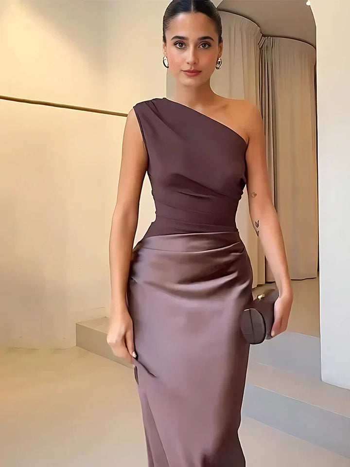 Florence| Maxi Dress with a Guilt in Satin