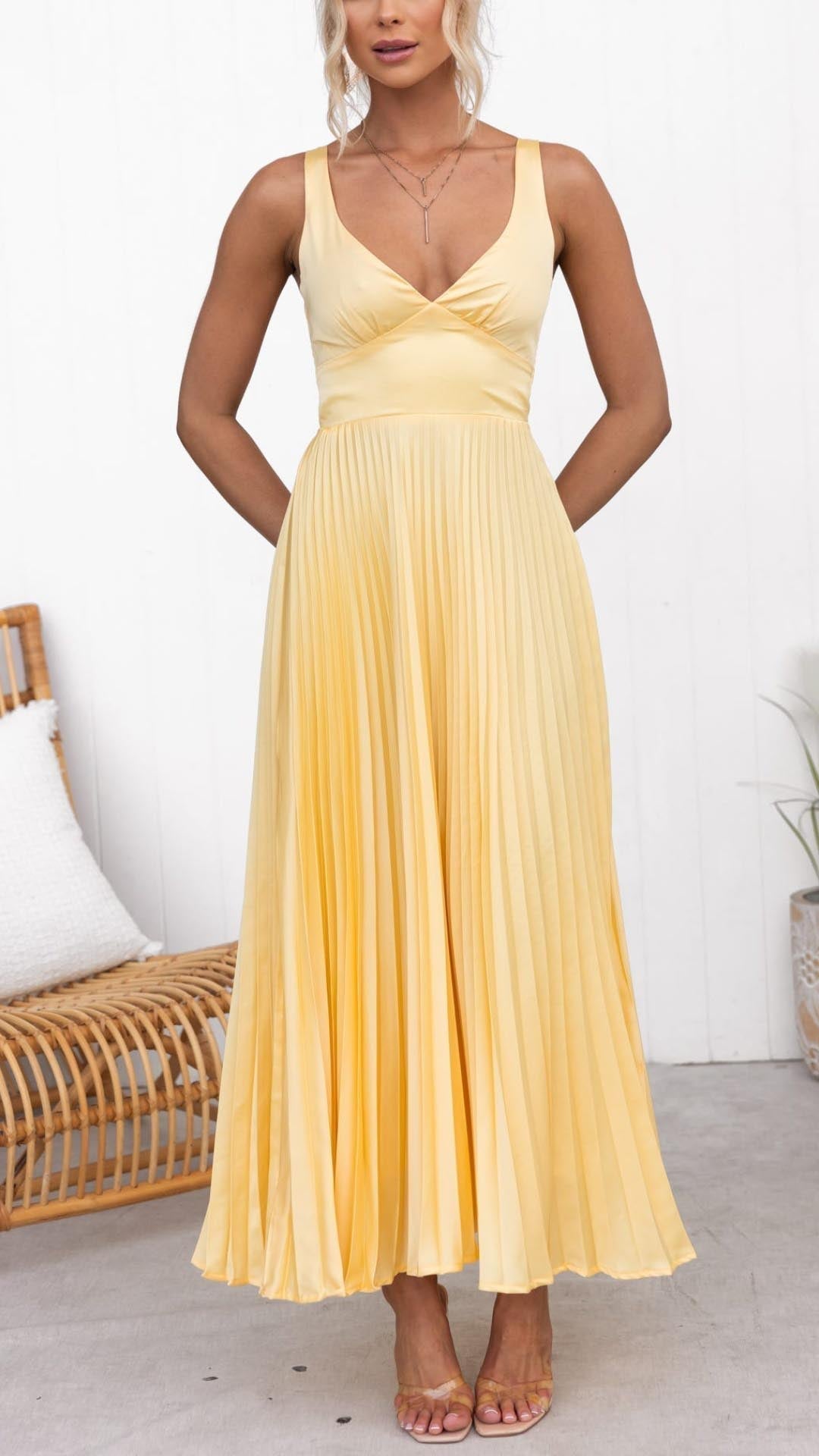 Ivy | Pleated V-Neck Maxi Dress