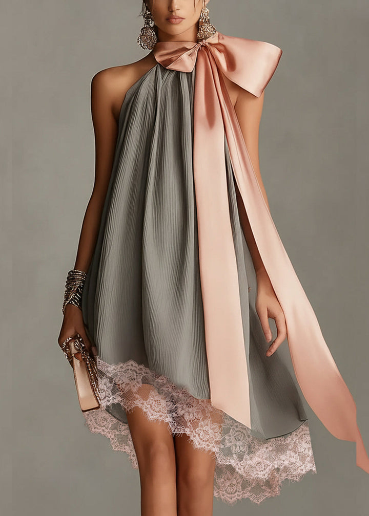 Beatrice | Grey mini dress with pink bow