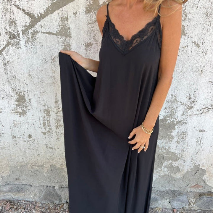 Carolina™ | Elegant Sleeveless Dress