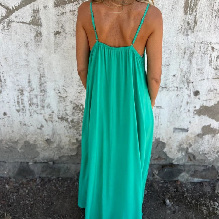 Carolina™ | Elegant Sleeveless Dress